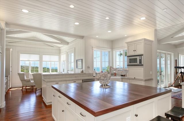 404 Huntington Road, Cambria, CA 93428