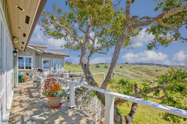 404 Huntington Road, Cambria, CA 93428