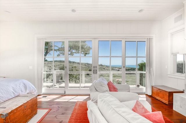 404 Huntington Road, Cambria, CA 93428