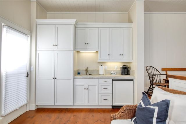 404 Huntington Road, Cambria, CA 93428