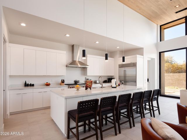 10931 E Whitehorn Drive, Scottsdale, AZ 85262