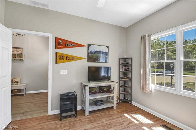 39282 Camelot Way, Avon, OH 44011