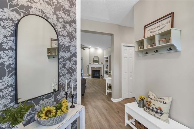 39282 Camelot Way, Avon, OH 44011