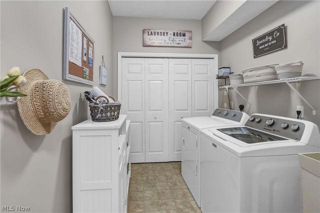 39282 Camelot Way, Avon, OH 44011