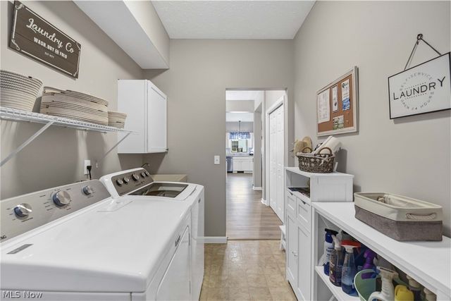39282 Camelot Way, Avon, OH 44011