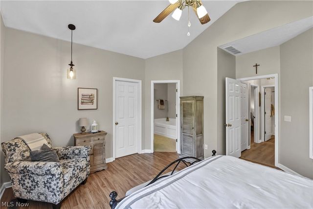 39282 Camelot Way, Avon, OH 44011