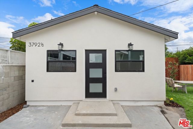 3792 Van Ness Avenue, Los Angeles, CA 90018