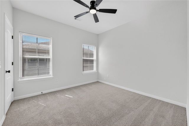 712 N Wordsworth Lane, Fayetteville, AR 72704