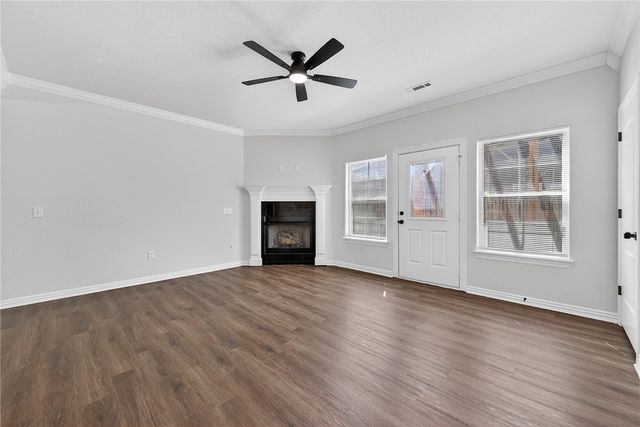 712 N Wordsworth Lane, Fayetteville, AR 72704
