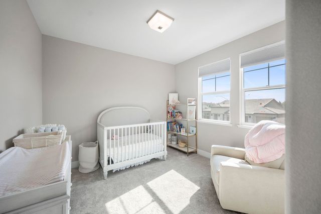 1605 Radiance Ln, Modesto, CA 95356