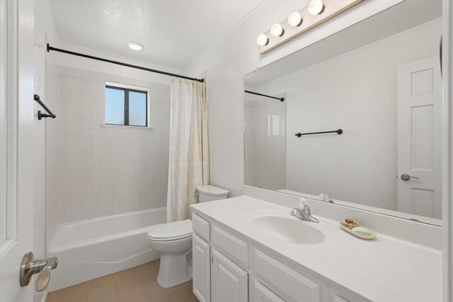 136 Weimer Road, Edgewood, NM 87015