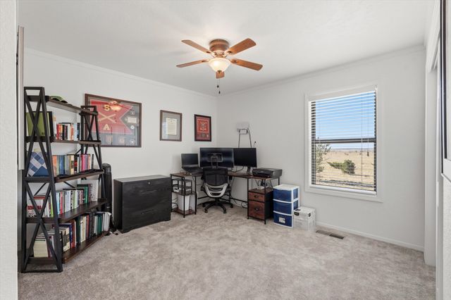 136 Weimer Road, Edgewood, NM 87015