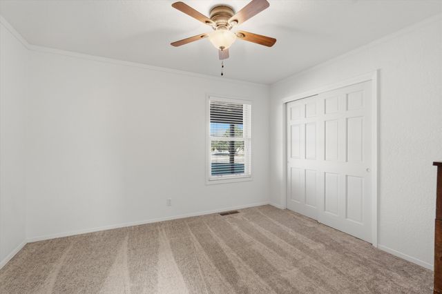 136 Weimer Road, Edgewood, NM 87015