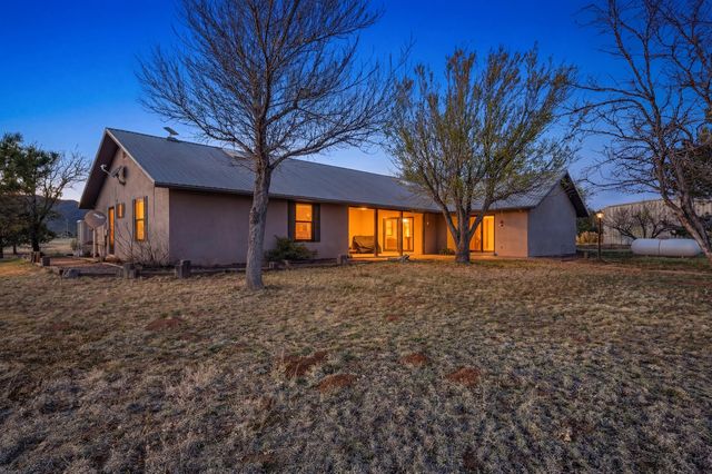 136 Weimer Road, Edgewood, NM 87015