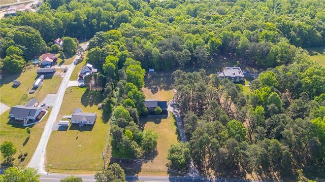 2550 Rowe Road, Lexington, NC 27295