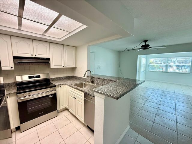 5111 AMULET DRIVE B105, New Port Richey, FL 34652