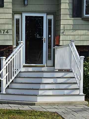 174 Helen Dr, Marlborough, MA 01752