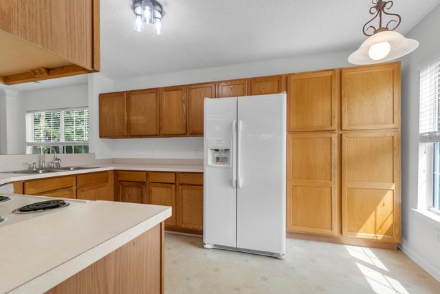 7316 Stoney Moss Way, Hanahan, SC 29410