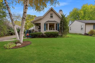 724 N HURON STREET, De Pere, WI 54115