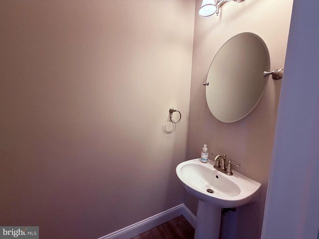 19 PASTERN TER, Burlington, NJ 08016