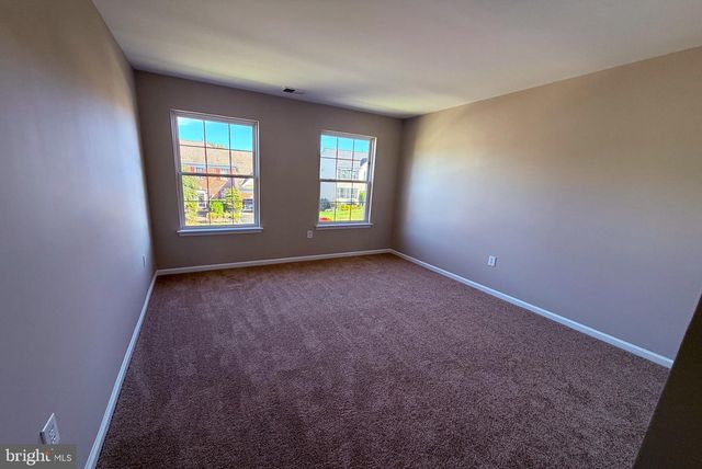 19 PASTERN TER, Burlington, NJ 08016