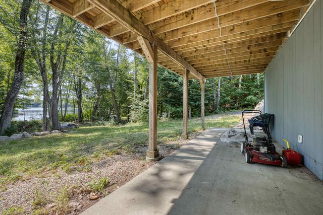 34 Elm Street, Ossipee, NH 03864