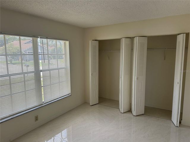 5915 TAYWOOD DRIVE, Tampa, FL 33624