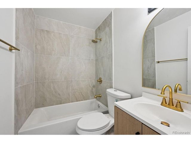 6658 W 46th Pl, Wheat Ridge, CO 80033