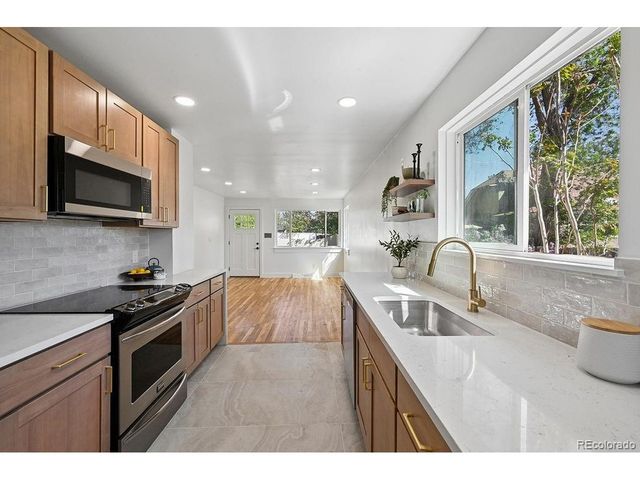 6658 W 46th Pl, Wheat Ridge, CO 80033