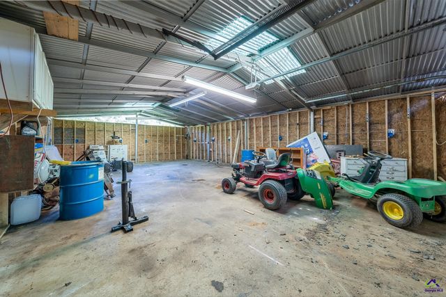 1696 Old Hwy 41 Highway, Griffin, GA 30224