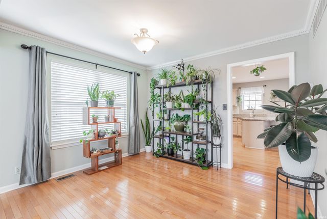 8000 Bayberry Drive, Evansville, IN 47711