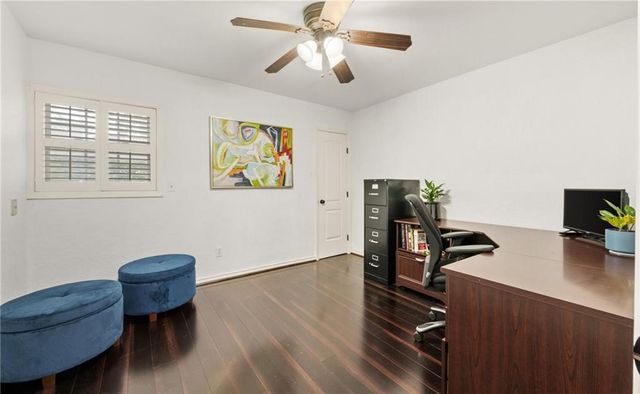 6113 Lost Creek Dr, Corpus Christi, TX 78413