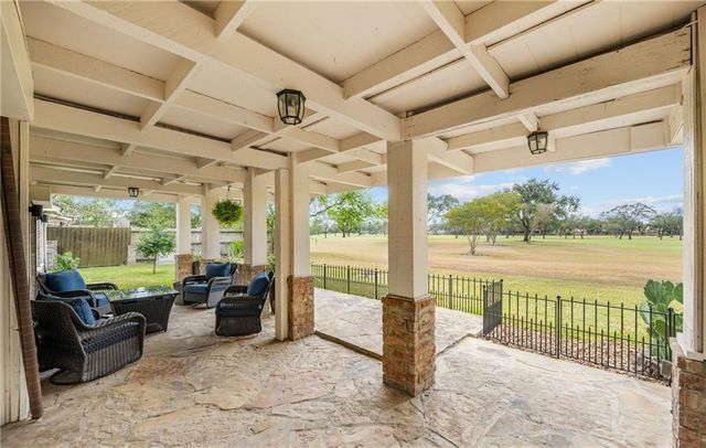 6113 Lost Creek Dr, Corpus Christi, TX 78413