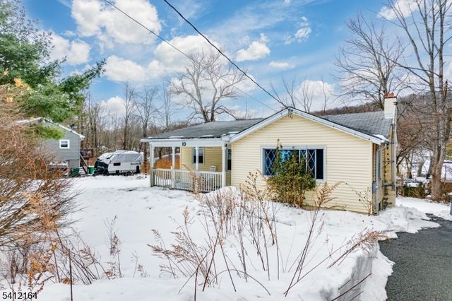 10 Lake Shore Rd, Hardyston Twp., NJ 07460