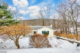 10 Lake Shore Rd, Hardyston Twp., NJ 07460