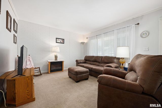 1612 MATILDA Street, Pekin, IL 61554