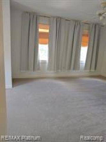 481 Village Oaks Court, Ann Arbor, MI 48103