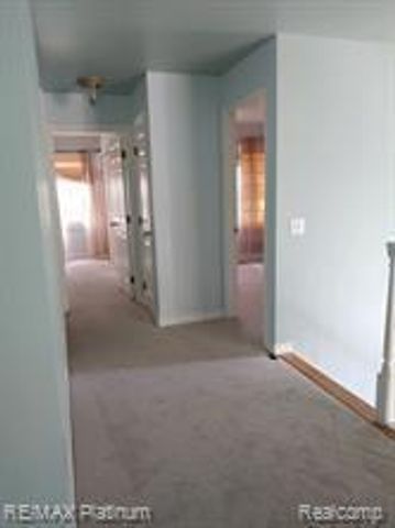 481 Village Oaks Court, Ann Arbor, MI 48103