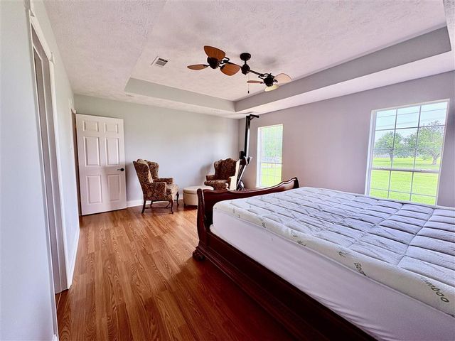 1502 Mohican Dr Drive, Lake Charles, LA 70611