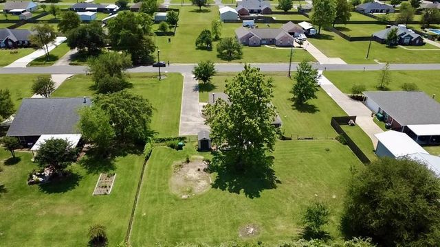 1502 Mohican Dr Drive, Lake Charles, LA 70611