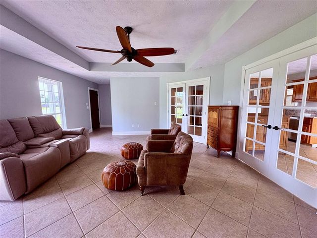 1502 Mohican Dr Drive, Lake Charles, LA 70611
