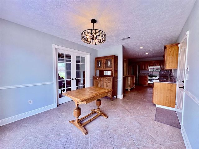 1502 Mohican Dr Drive, Lake Charles, LA 70611