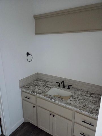 5603 NE Minnow Ln, Elgin, OK 73538