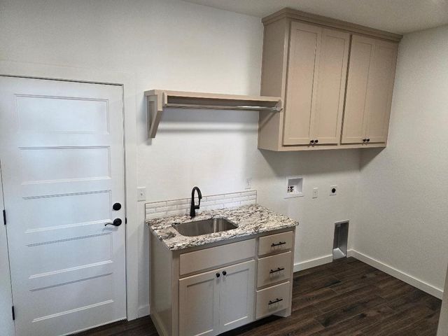 5603 NE Minnow Ln, Elgin, OK 73538