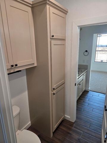 5603 NE Minnow Ln, Elgin, OK 73538