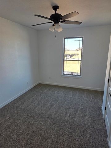 5603 NE Minnow Ln, Elgin, OK 73538