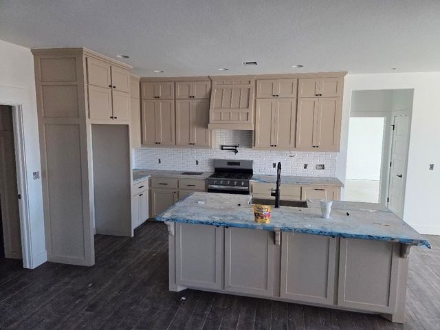 5603 NE Minnow Ln, Elgin, OK 73538