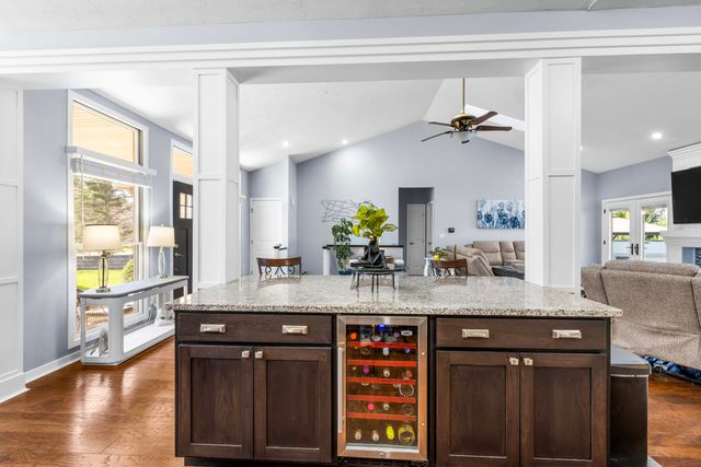 193 Minges Hills Drive, Battle Creek, MI 49015