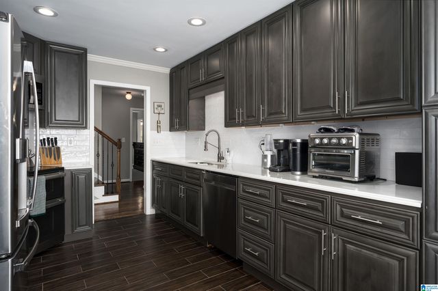 1401 OAKRIDGE DRIVE, Birmingham, AL 35242