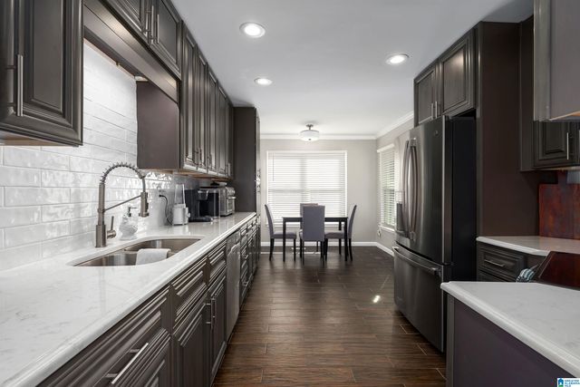 1401 OAKRIDGE DRIVE, Birmingham, AL 35242